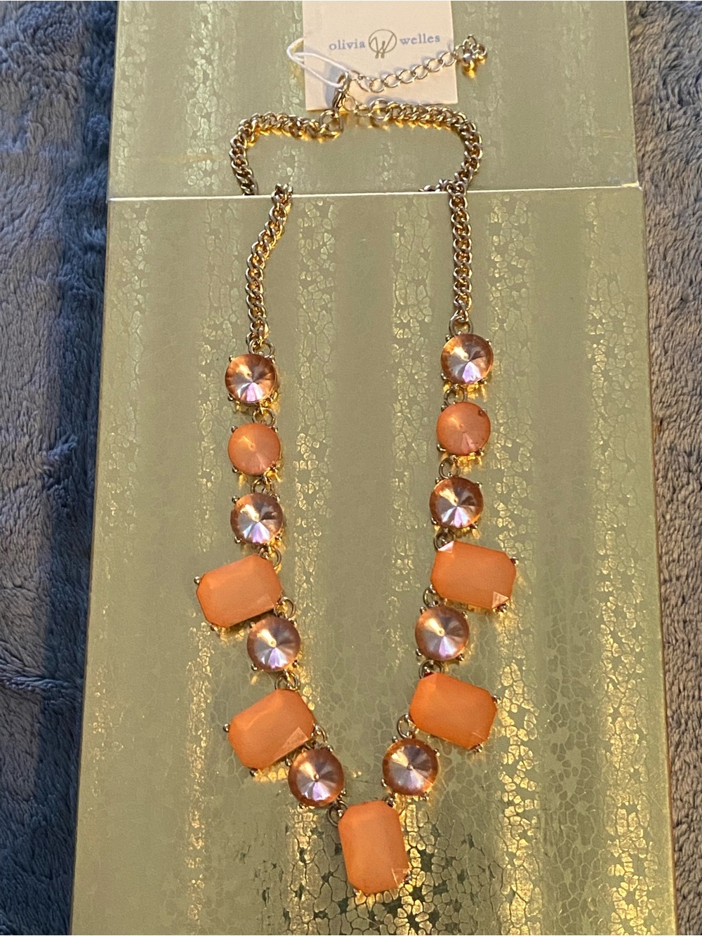 NWT Olivia Welles 14K Gold-Plated Peach Statement Necklace - Picture 3 of 7